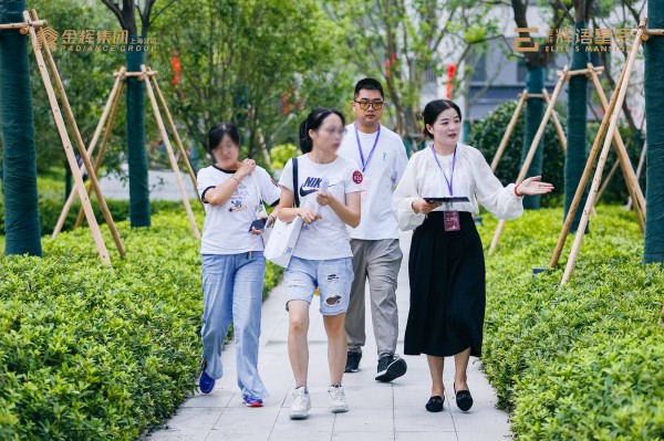 1697702770467968.jpg 18_001.jpg